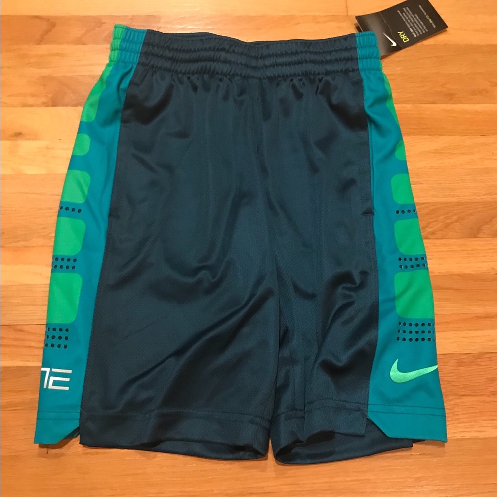 NEW BOYS NIKE ELITE DRI FIT BASKETBALL SHORTS